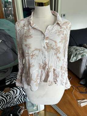 Lauren conrad Blouse size 2X